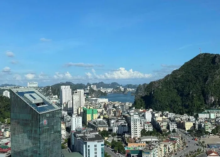 The Sapphire S2 Hotel Ha Long